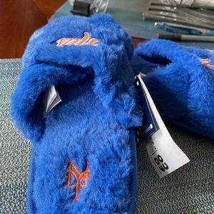 authentic Mets slippers